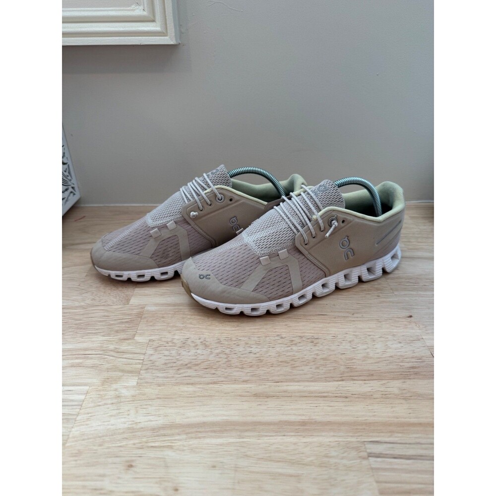 On Cloud 5 Sneakers Running Sand Pearl Shoes Jogging Comfortable Women’s Sz7